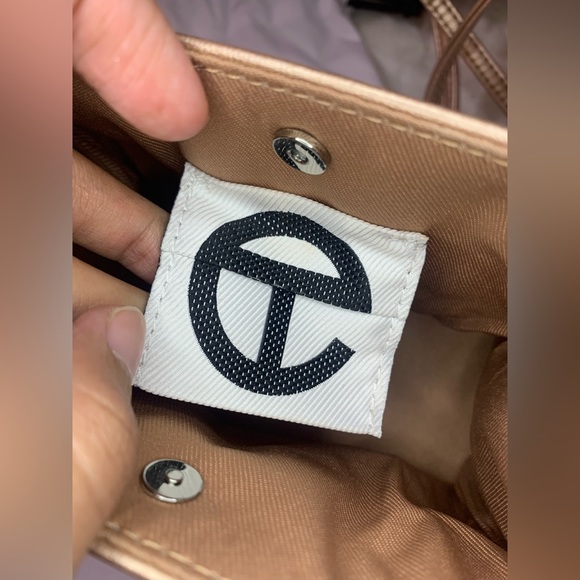 Small copper Telfar shopping bag - Picture 12 of 16